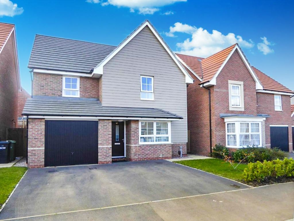 4 bed detached house for sale in Talbot Road North, Wellingborough NN8
