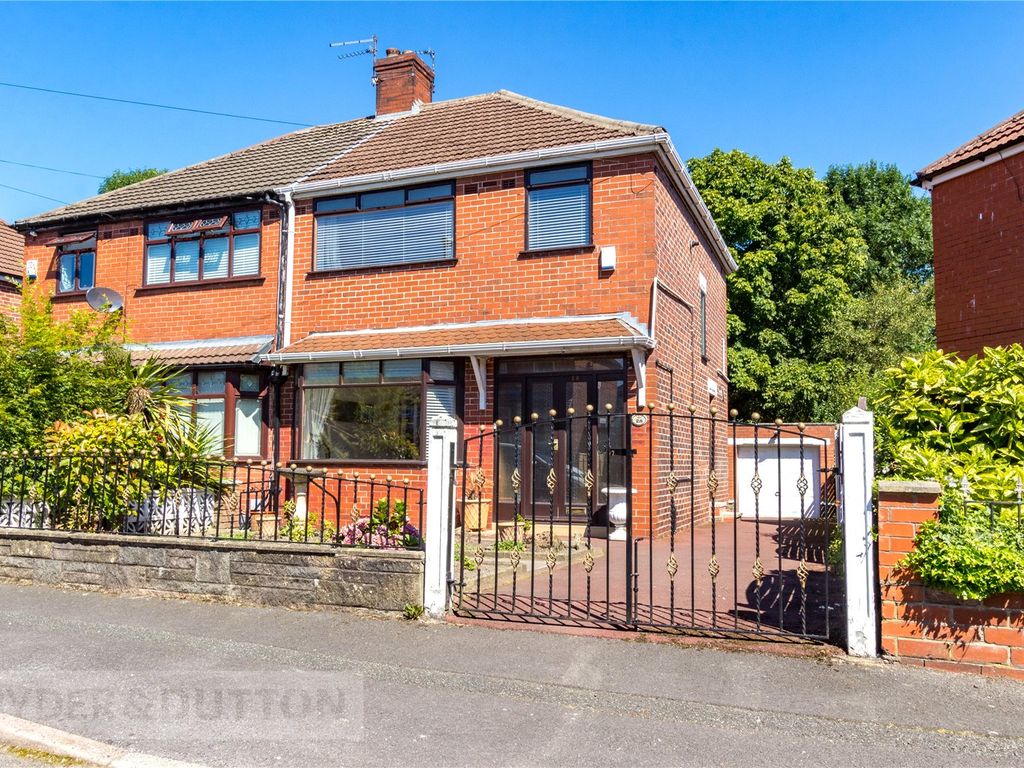 3 bed semidetached house for sale in Southgate Road, Chadderton