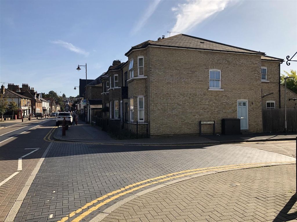 2 bed end terrace house to rent in High Street, Stanstead Abbotts, Ware