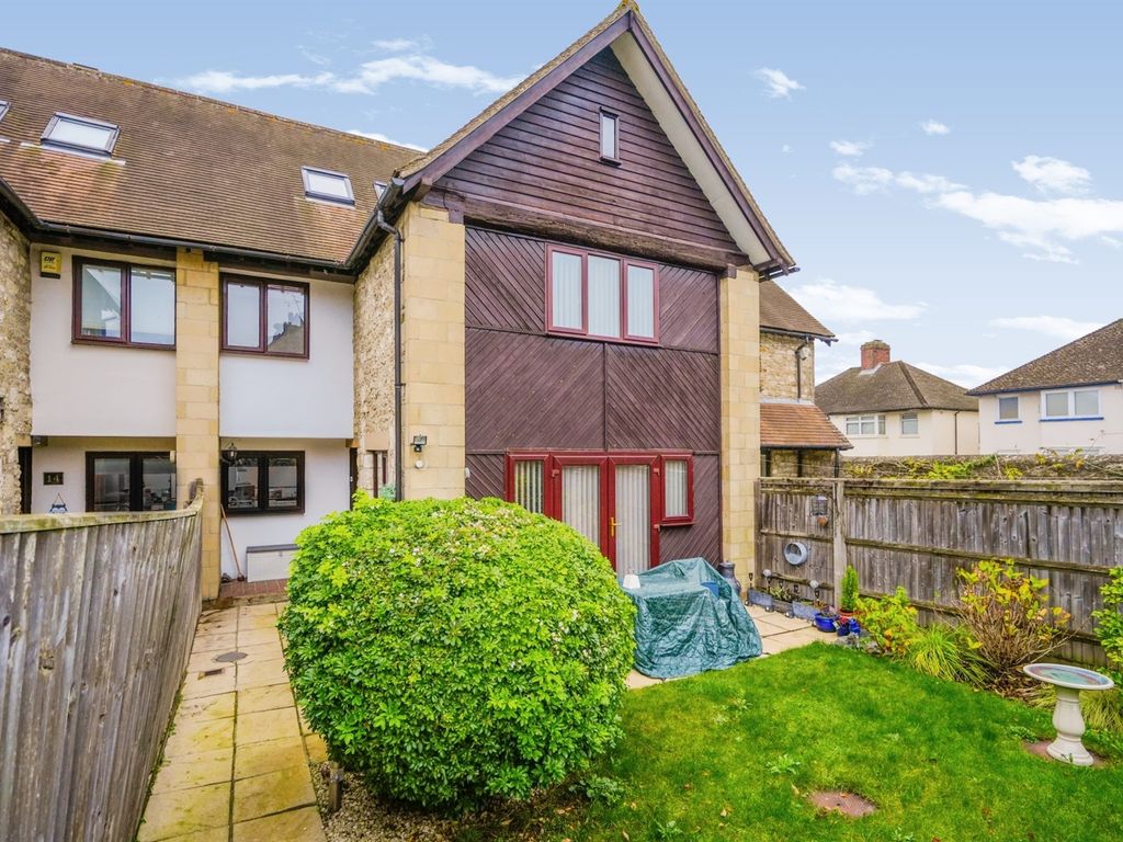 Lewin Close, Oxford OX4  