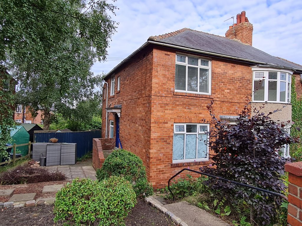 2 bed flat to rent in Beverley Road, Low Fell, Gateshead NE9, £750 pcm