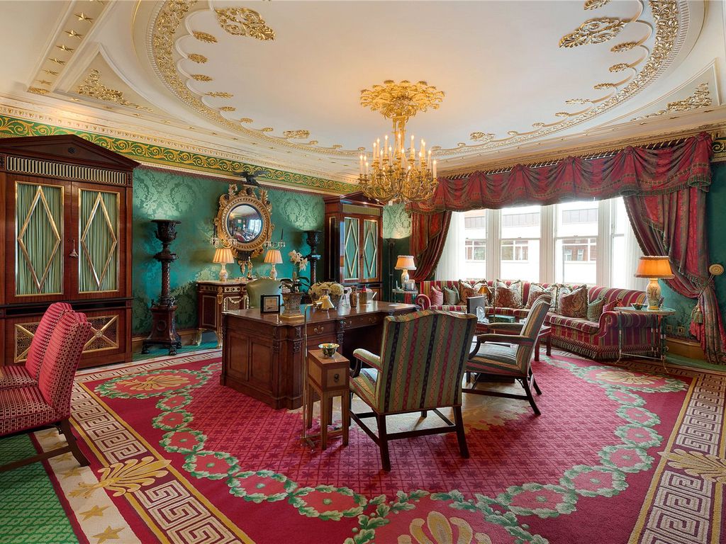 Sloane Street, Chelsea, London SW1X