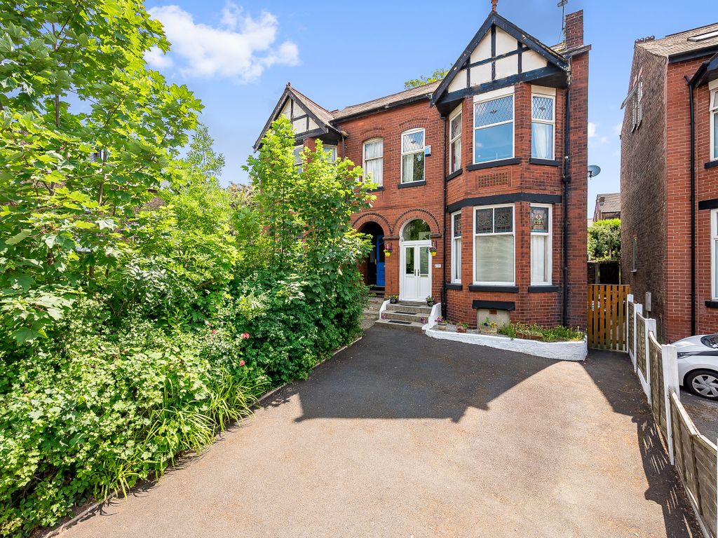 5 bed semidetached house for sale in Gilda Brook Road, Eccles