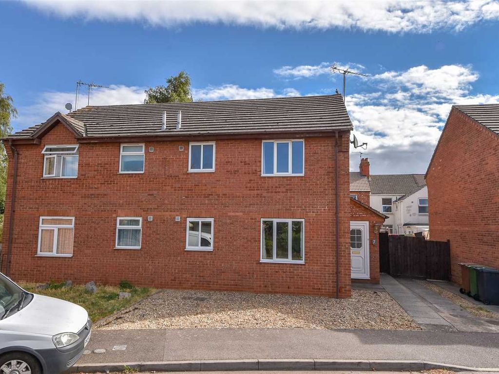 1 bed semidetached house to rent in Adams Close, Wellingborough NN8, £