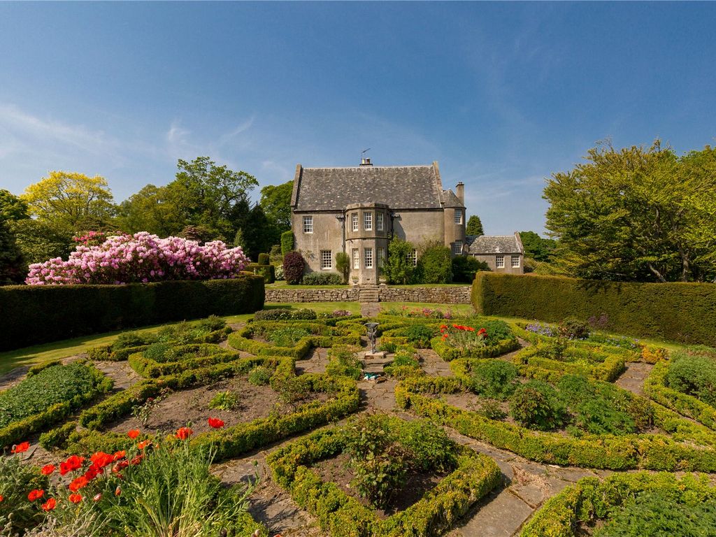 8 bed detached house for sale in Lanark Road West, Balerno, Midlothian