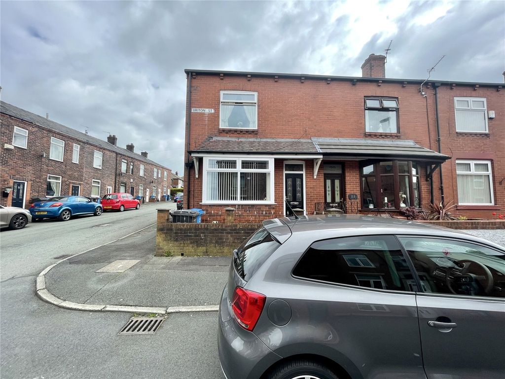 3 bed end terrace house for sale in Briton Street, Royton, Oldham, Greater Manchester OL2 Zoopla