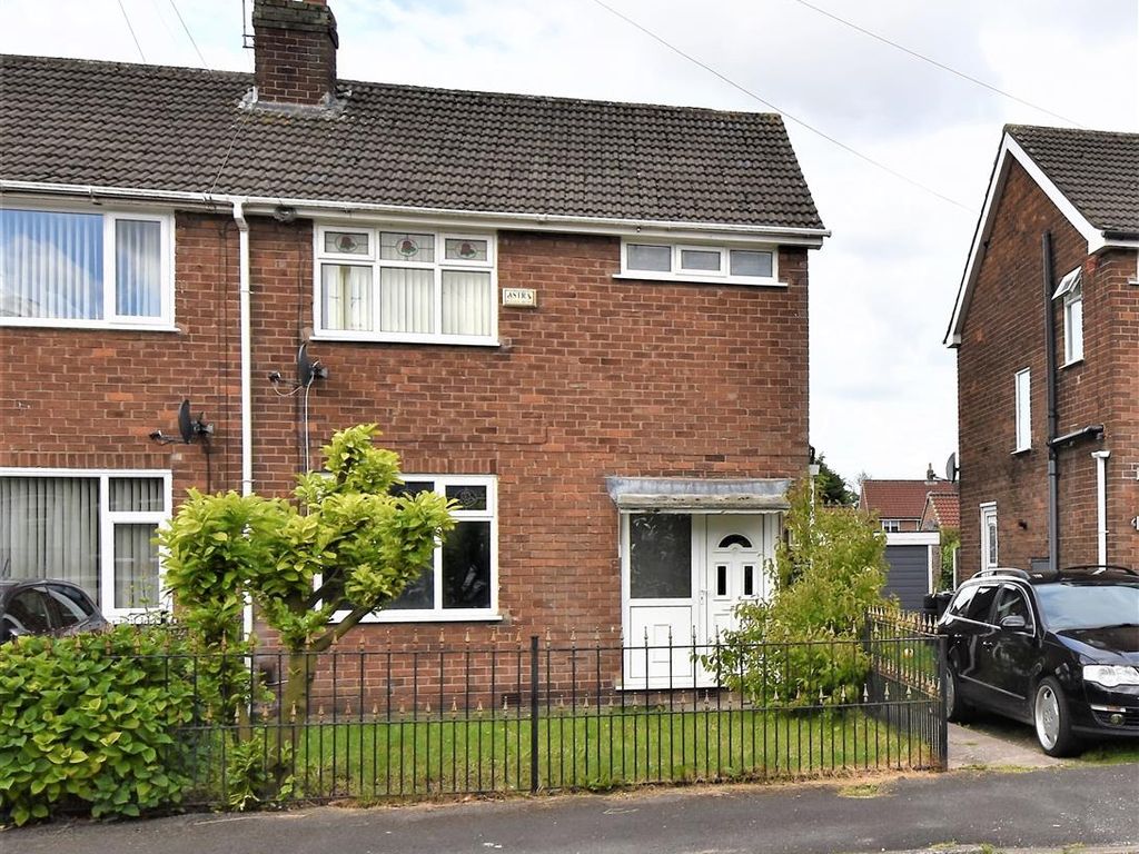 3 bed property for sale in Hertford Drive, Tyldesley, Manchester M29