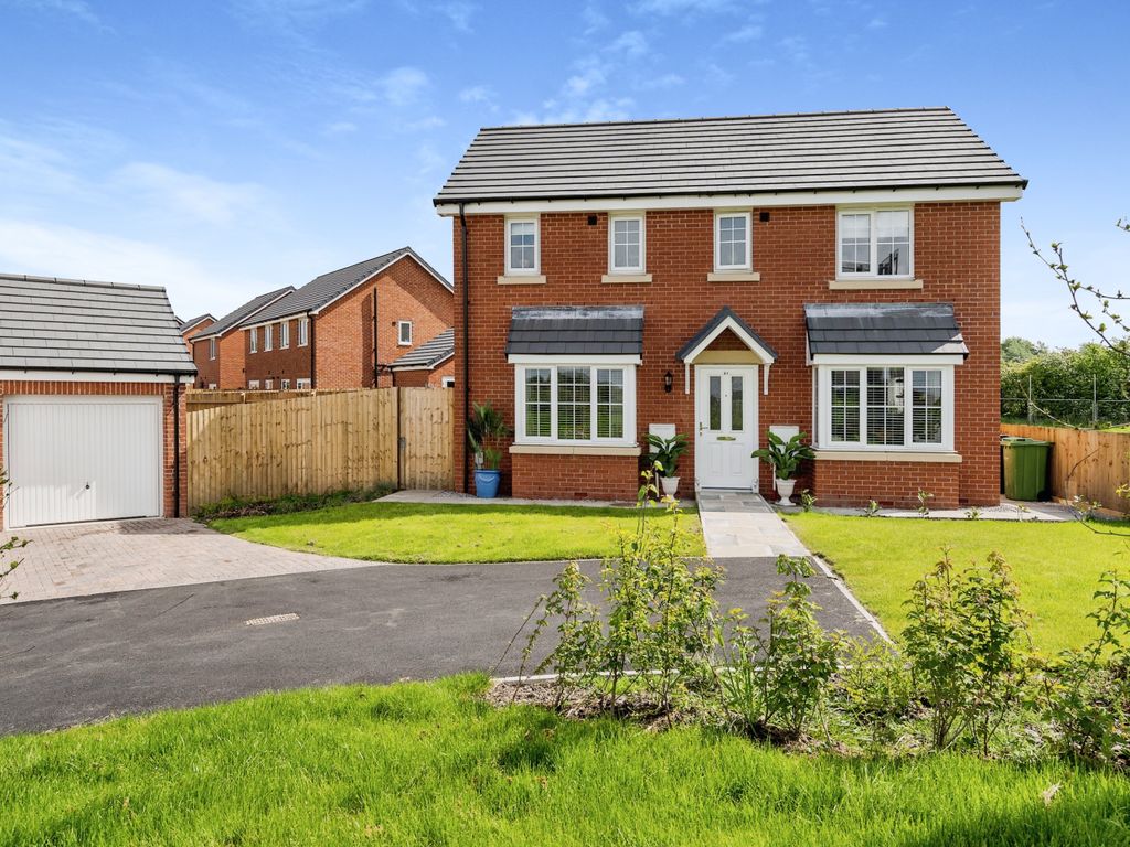 3 bed detached house for sale in Chequerbent Green, Westhoughton