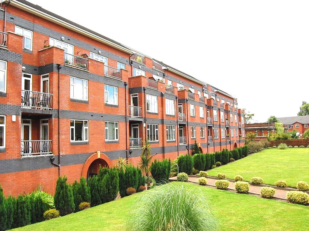 4 bed flat for sale in Mossley Hill Drive, Liverpool, Merseyside L17, £