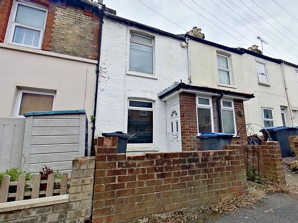 2 bed terraced house for sale in Primrose Road, Dover CT17, £85,000