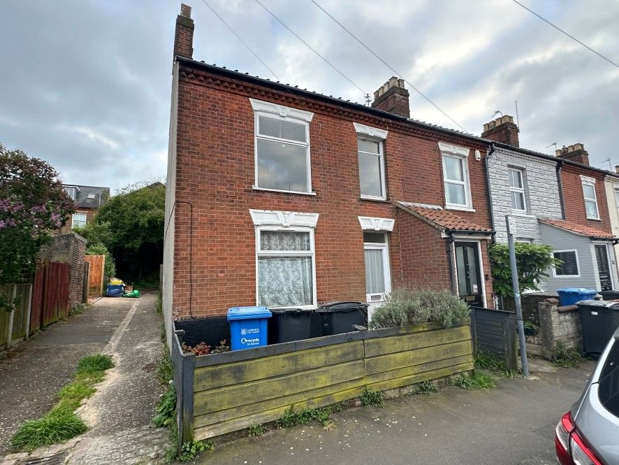 3 bed end terrace house for sale in 53 Branford Road, Norwich, Norfolk