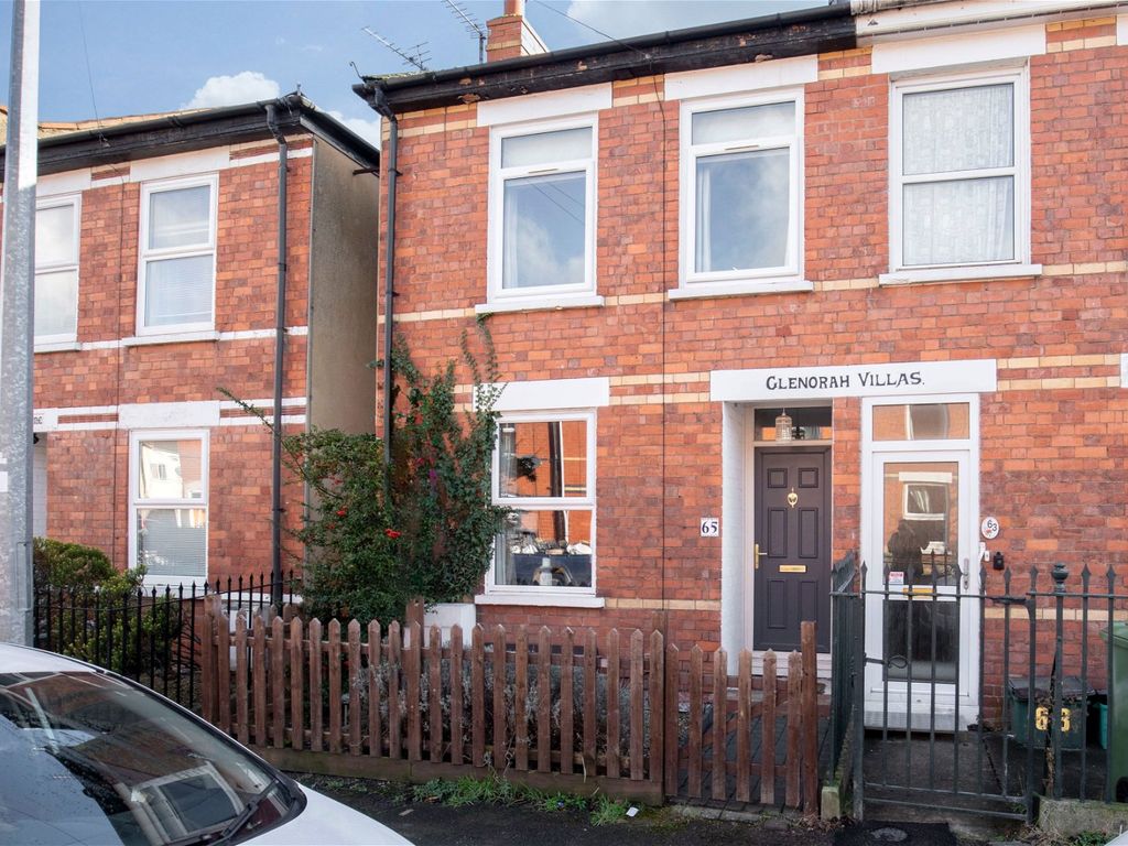 3 bed terraced house for sale in Cleeve View Road, Prestbury