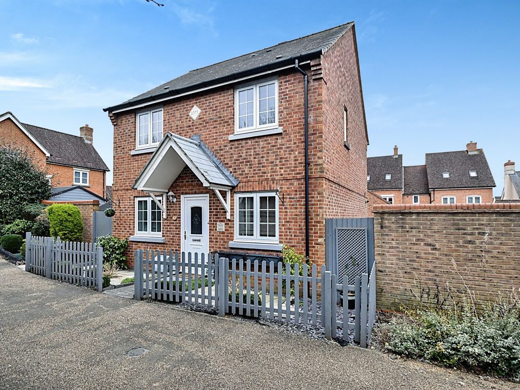 3 bed detached house for sale in Gurkha Road, Blandford Forum DT11 Zoopla