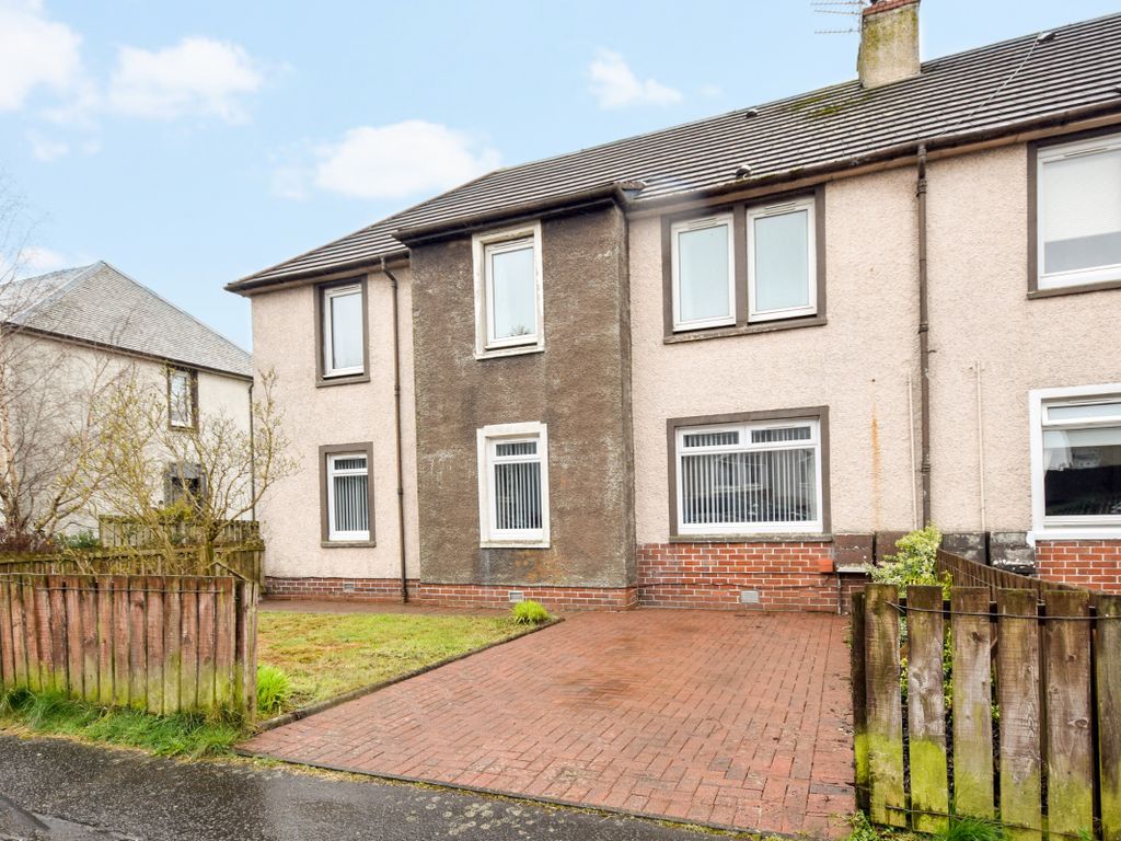 3 bed flat for sale in Gillburn Street, Overtown, Wishaw ML2, £104,995