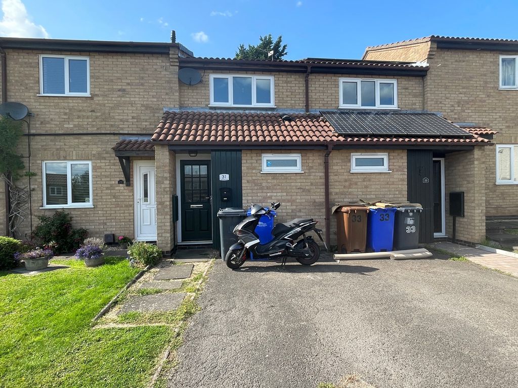 1 bed town house for sale in Cottesmore Close, BurtonOnTrent DE15