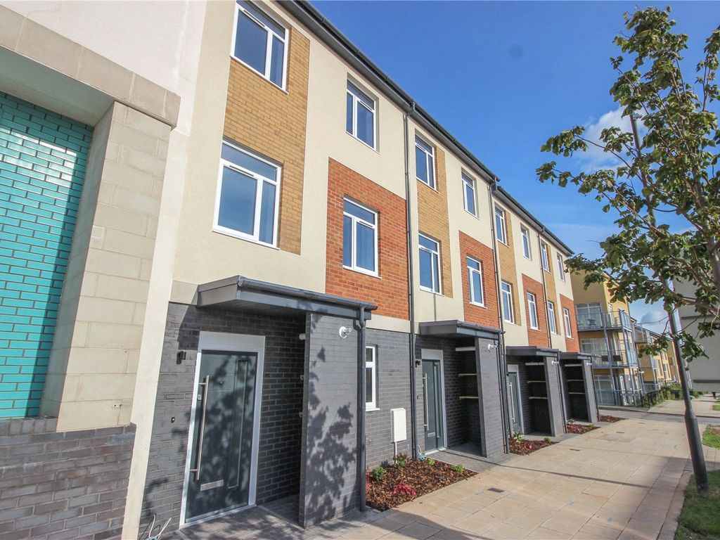 4 bed shared to rent in Charlton Boulevard, Charlton