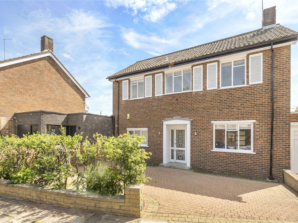 St. Edwards Close, Temple Fortune, London NW11