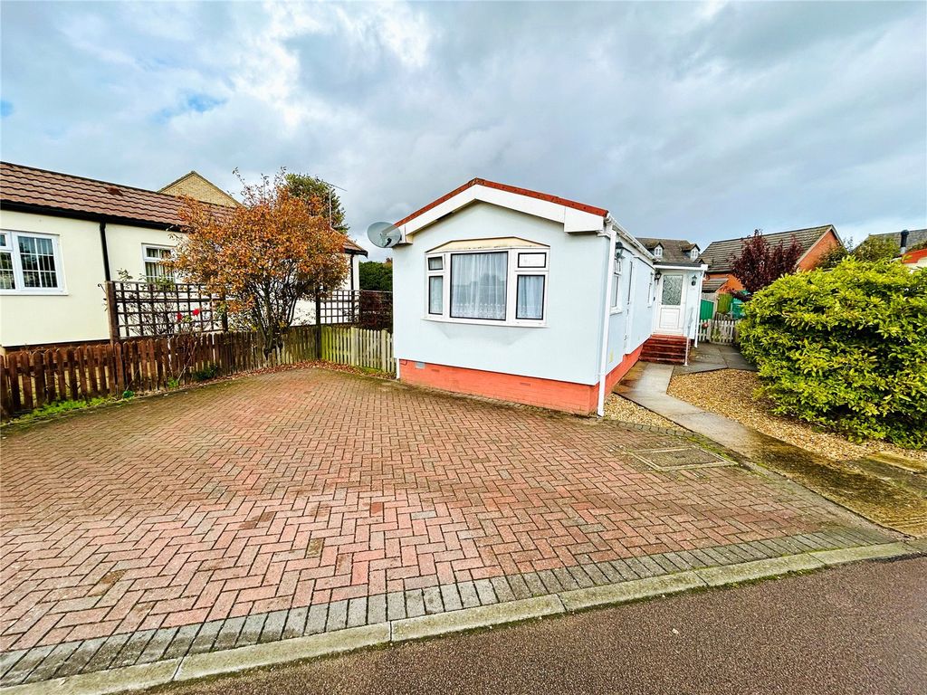 2 bed property for sale in Three Star Park, Bedford Road, Lower Stondon