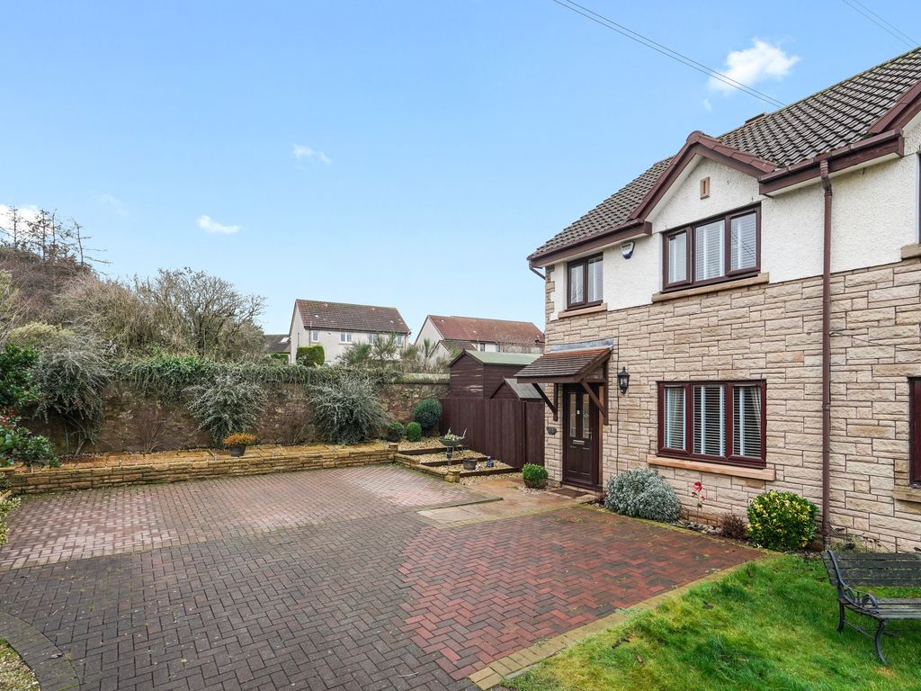 3 bed semidetached house for sale in 218 Gilberstoun, Brunstane