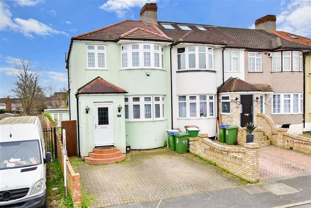 4 bed semidetached house for sale in Anthony Road, Welling, Kent DA16