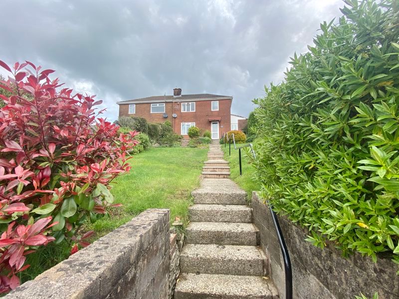 3 bed property for sale in Hill View, Hengoed CF82 Zoopla