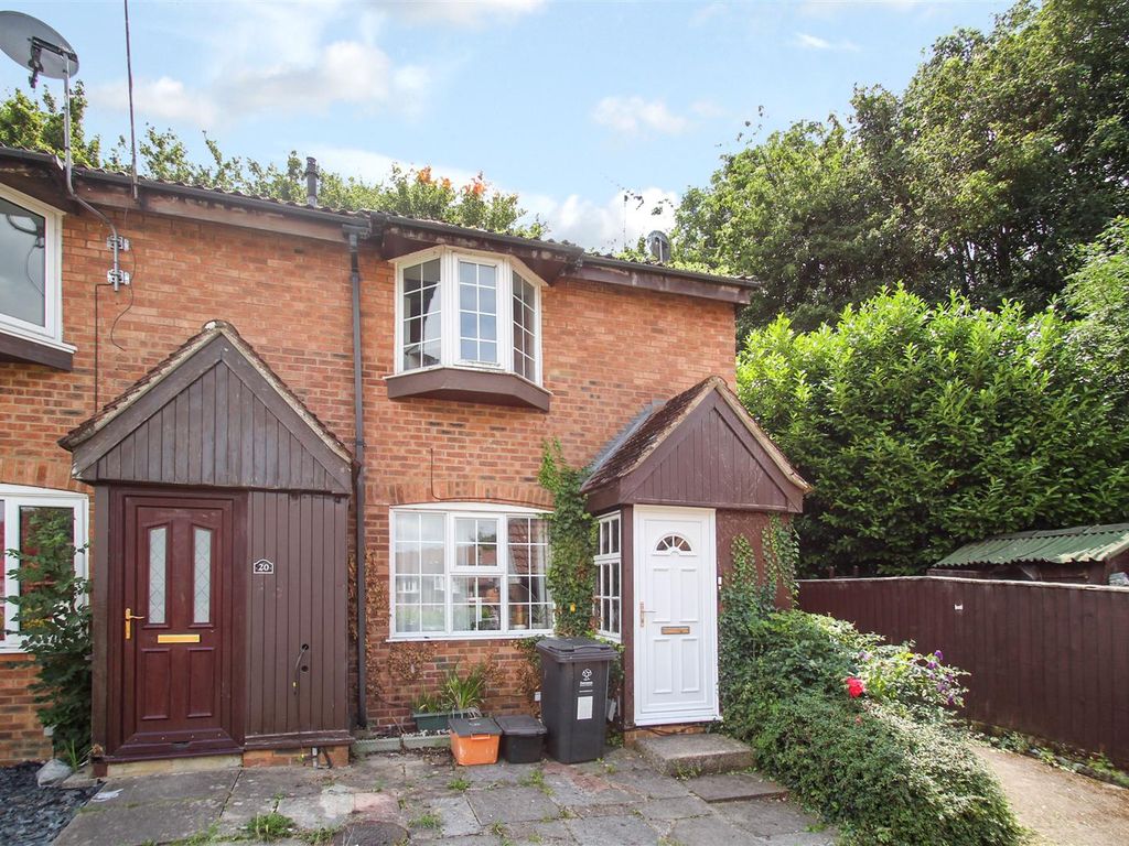 2 bed end terrace house for sale in Watercrook Mews, Westlea, Swindon