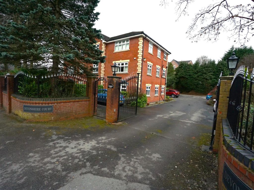 2 bed flat to rent in Devonshire Road, Bolton BL1 Zoopla