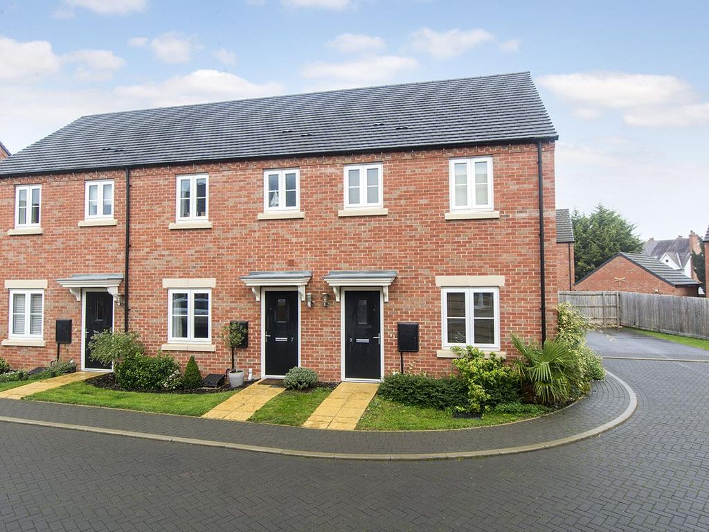 2 bed terraced house to rent in Prince Drive, Oundle