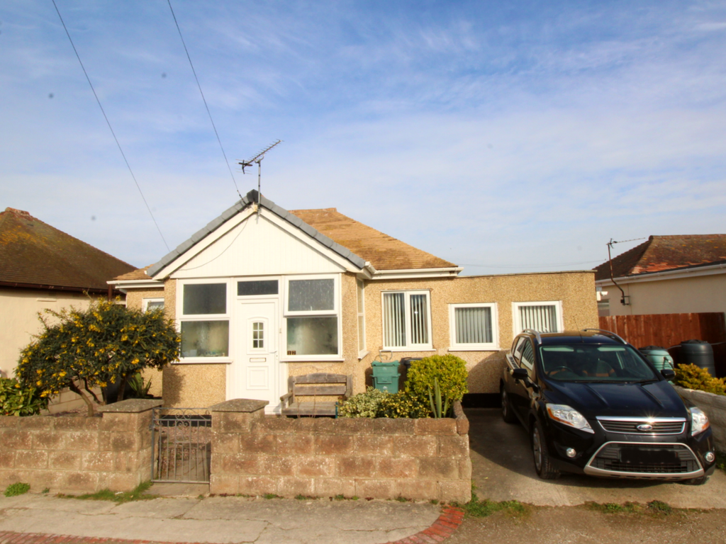 3 bed bungalow for sale in Glascoed Avenue, Kinmel Bay, Conwy LL18 Zoopla