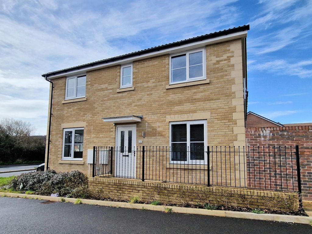 3 bed detached house for sale in Heol Mathews, Coity, Bridgend. CF35, £