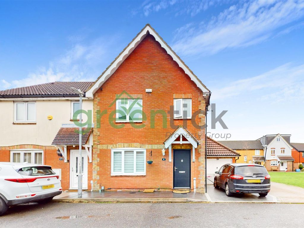 3 bed semidetached house for sale in Aynsley Gardens, Church Langley