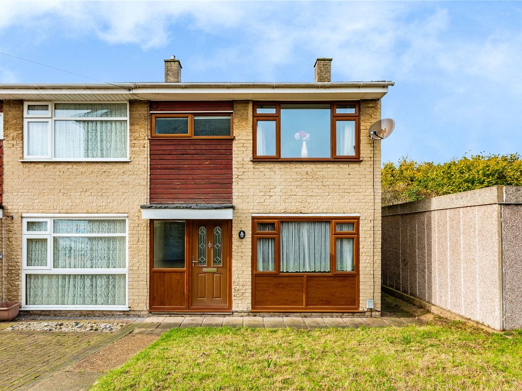 3 bed end terrace house for sale in Yale Way, Hornchurch RM12, £375,000