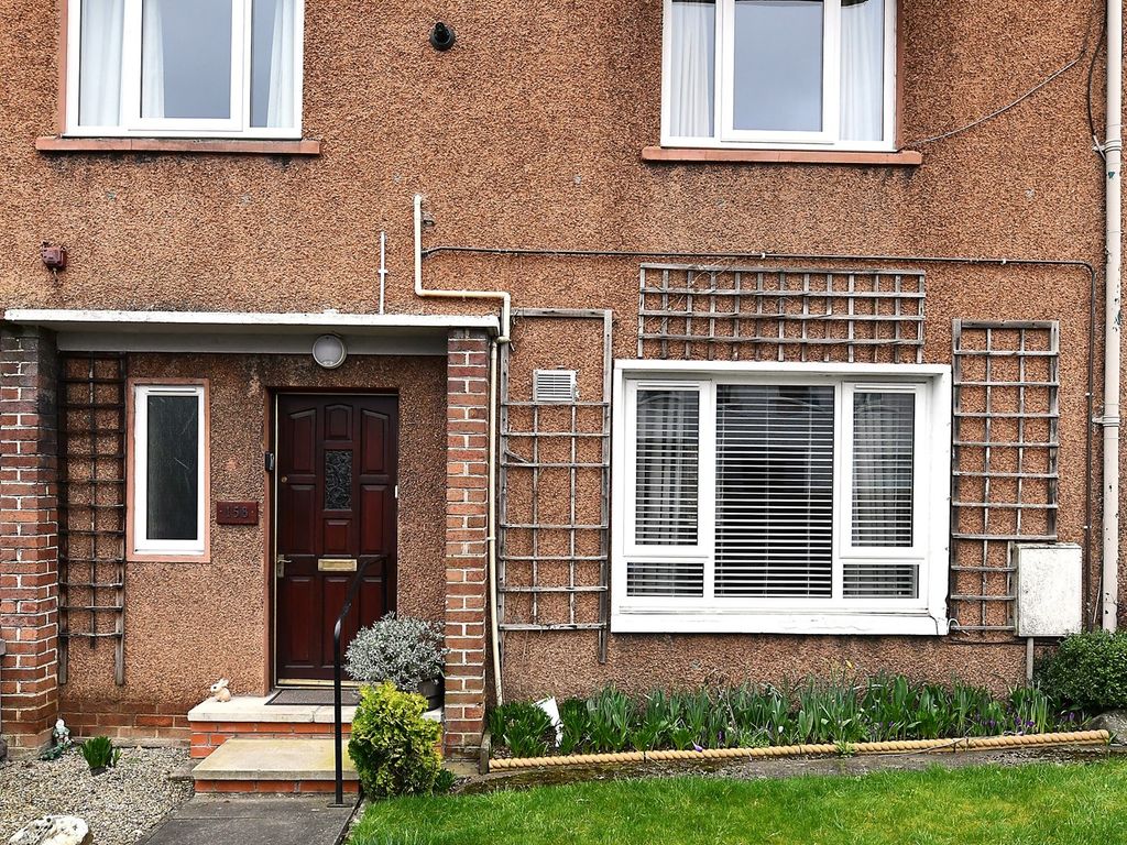 3 bed terraced house for sale in Winifred Crescent, Kirkcaldy, Fife KY2