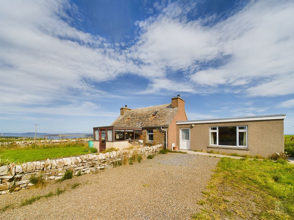 1 Bed Cottage For Sale In Claybraes Road St Margaret s Hope Orkney 1-bed-cottage-for-sale-in-claybraes-road-st-margaret-s-hope-orkney