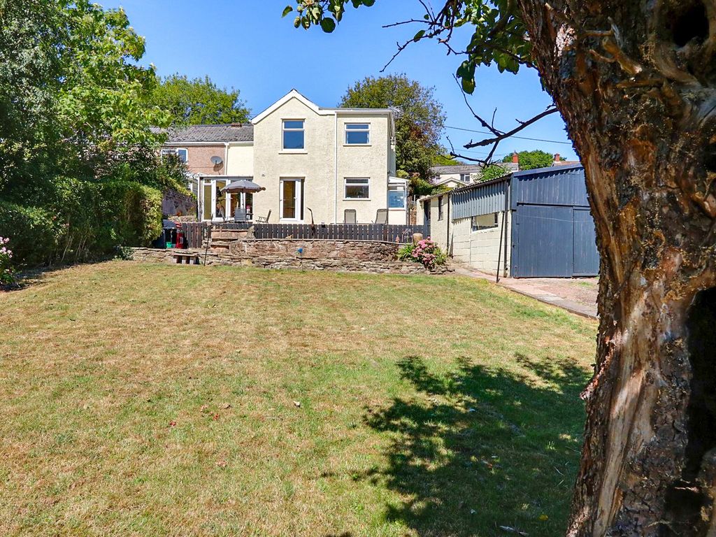 3 bed cottage for sale in Morse Lane, Drybrook, Gloucestershire. GL17