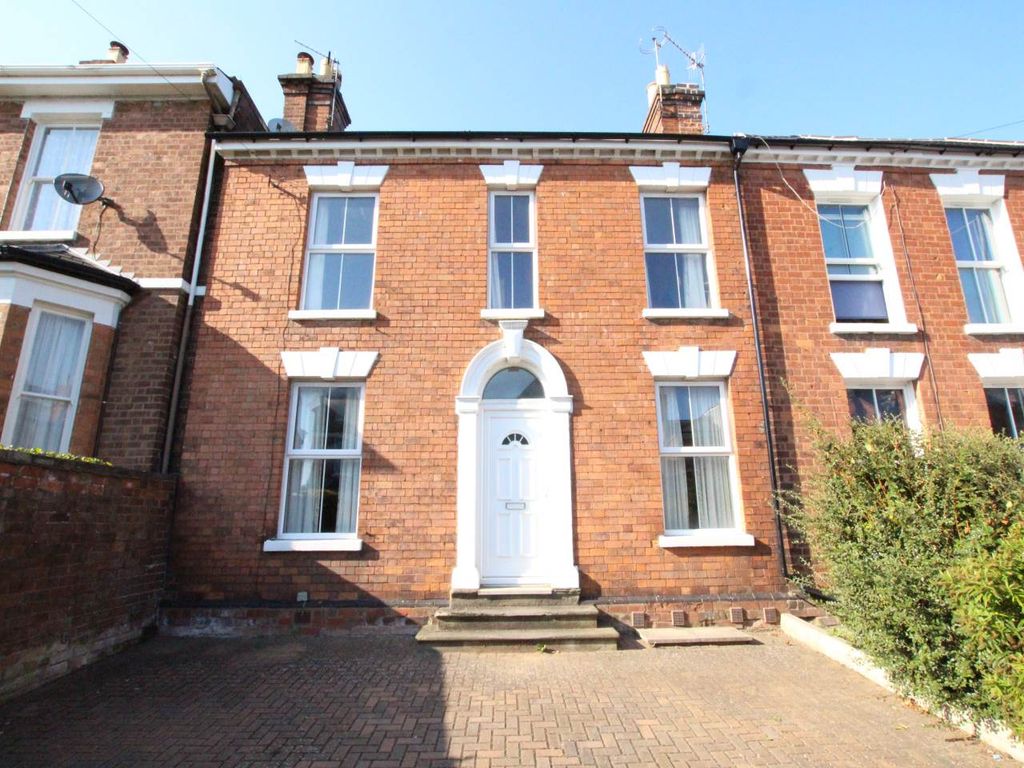 6 bed shared to rent in Bromyard Road, St Johns