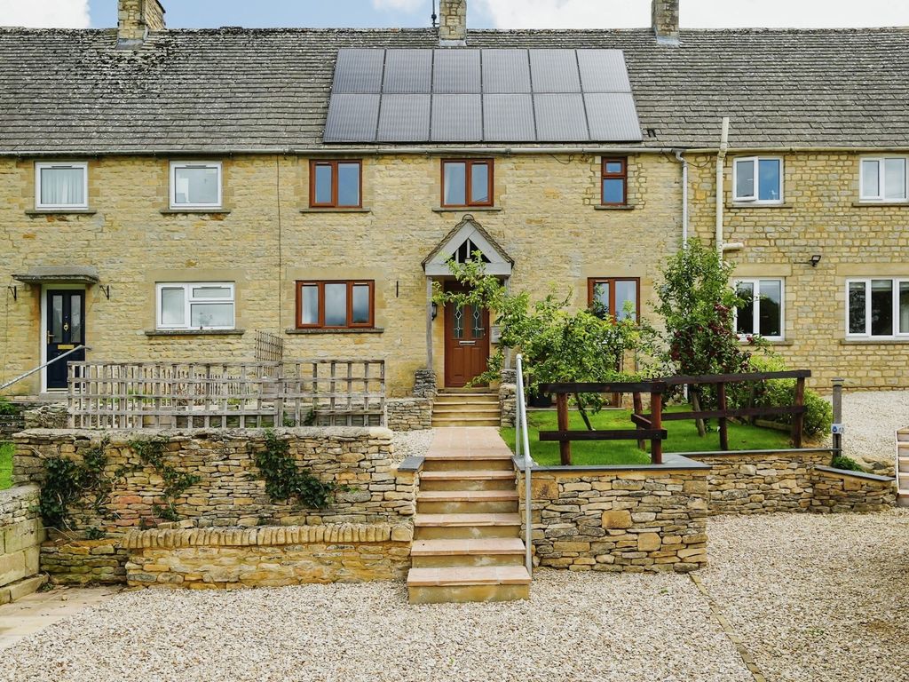 3 bed terraced house to rent in Orchard Row, Fulbrook, Burford OX18, £1,450 pcm Zoopla