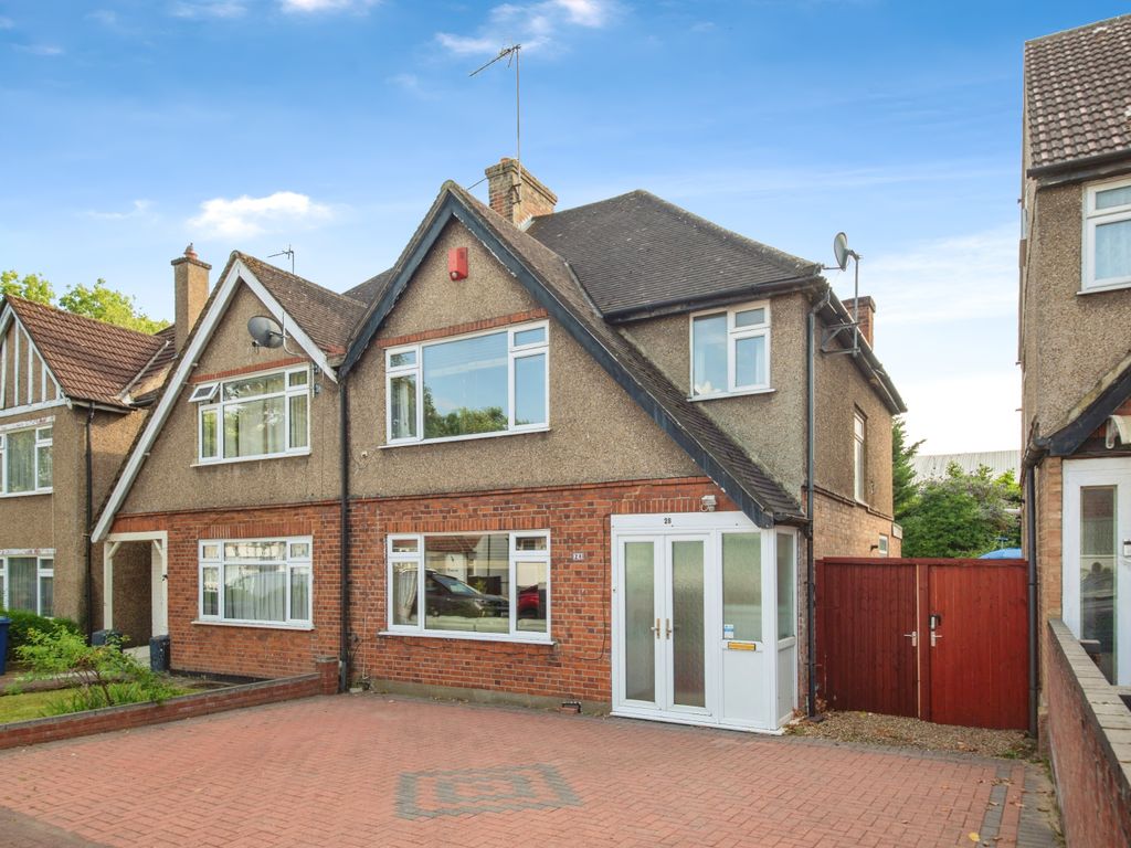 3 bed semidetached house for sale in Elmer Gardens, Edgware HA8, £600,000 Zoopla