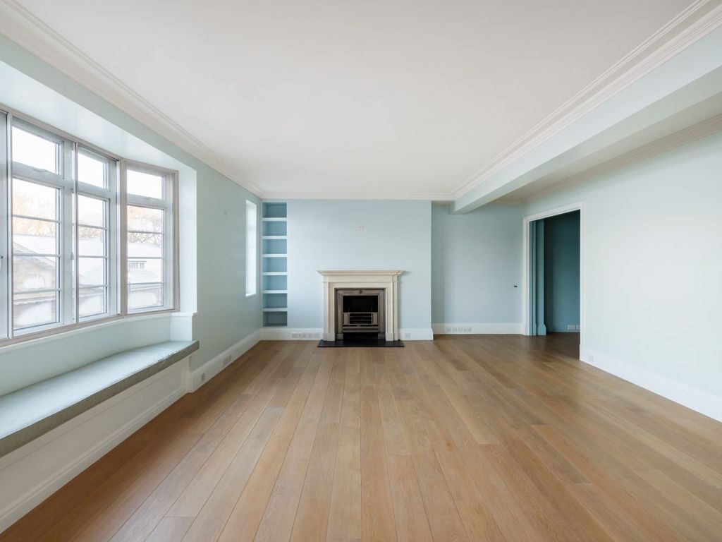 Rosscourt Mansions, St James SW1W  