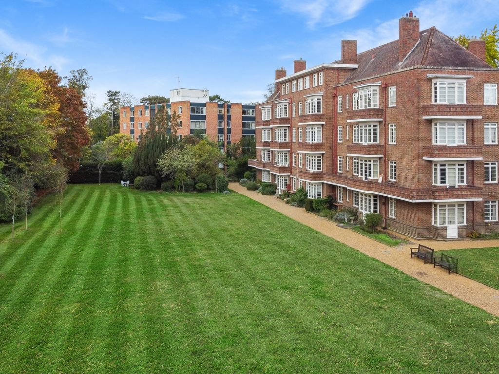 Manor Court Cambridge CB3  