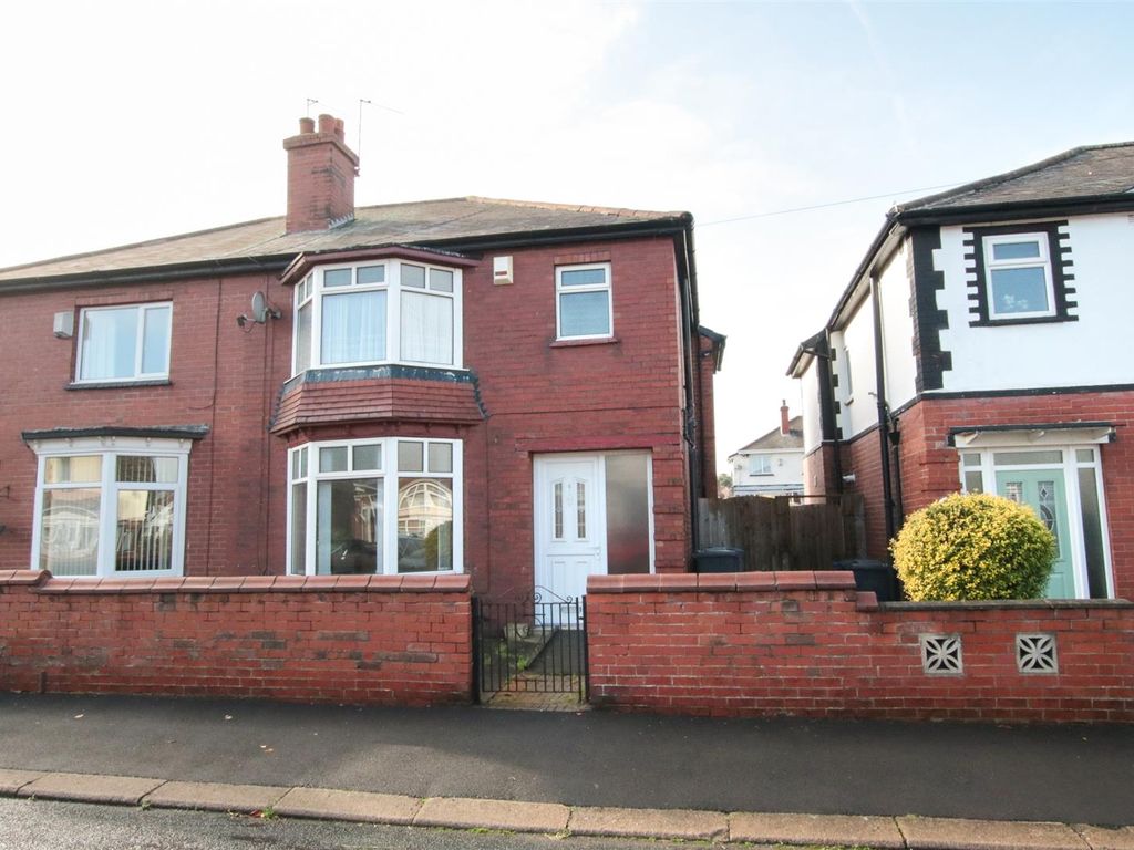 3 bed semidetached house for sale in St. Margarets Road, Belle Vue