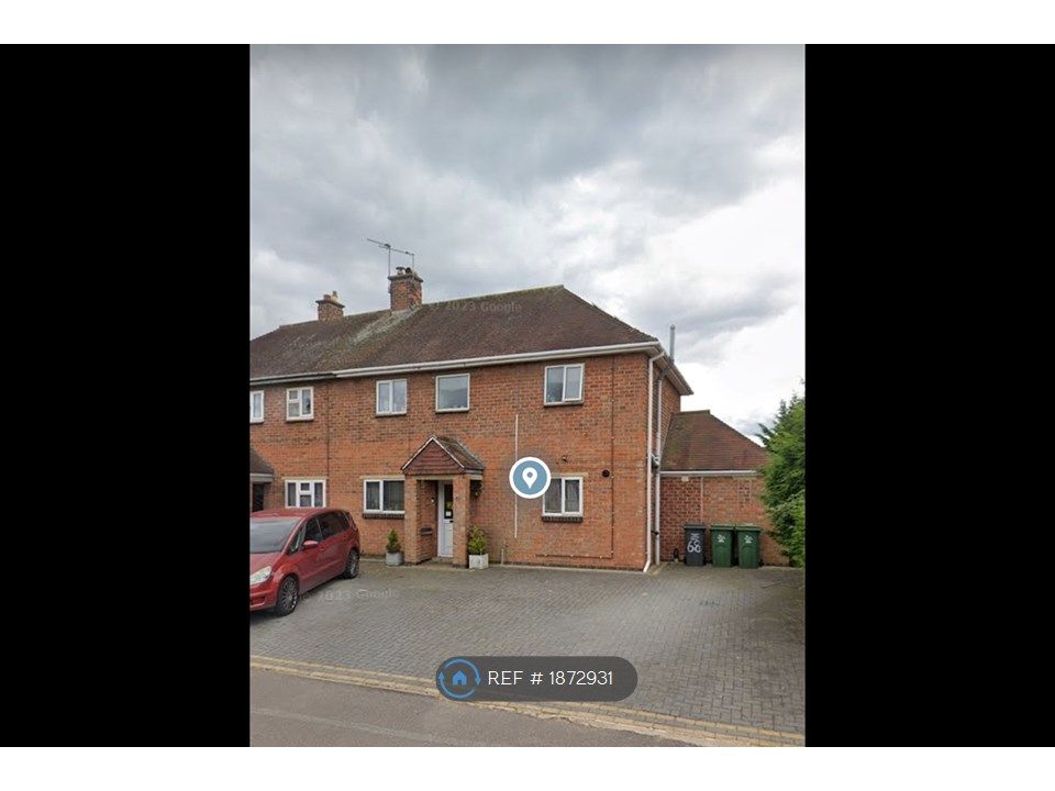 3 bed semidetached house to rent in Central Avenue, Syston, Leicester