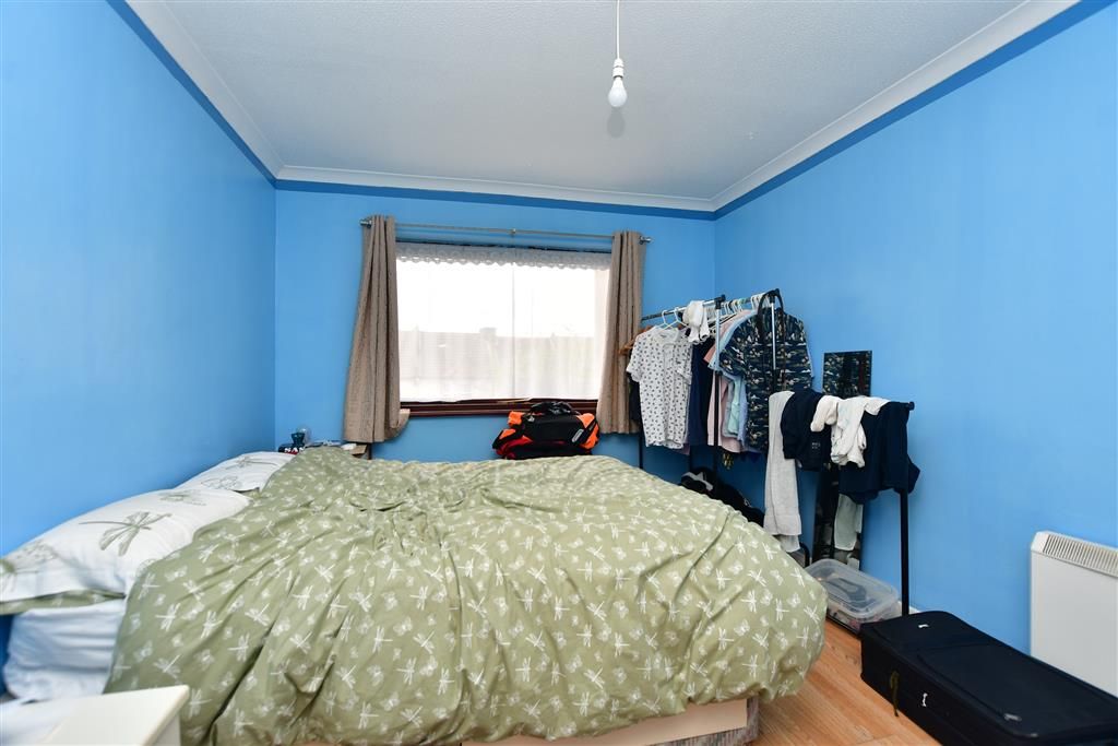 1 bed flat for sale in Richmond Road, Gillingham, Kent ME7, £120,000