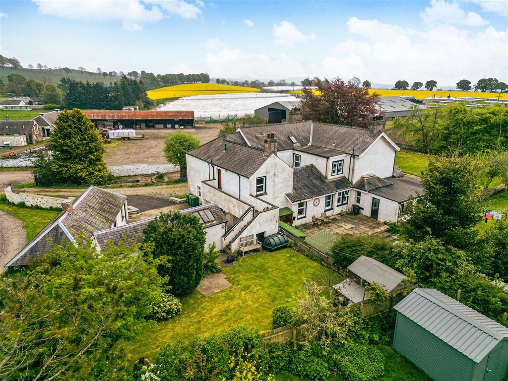 3 bed flat for sale in Liff, Dundee DD2, £235,000 Zoopla