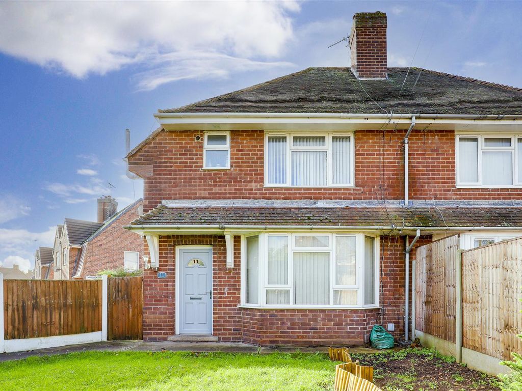 3 bed semidetached house for sale in Norman Drive, Hucknall