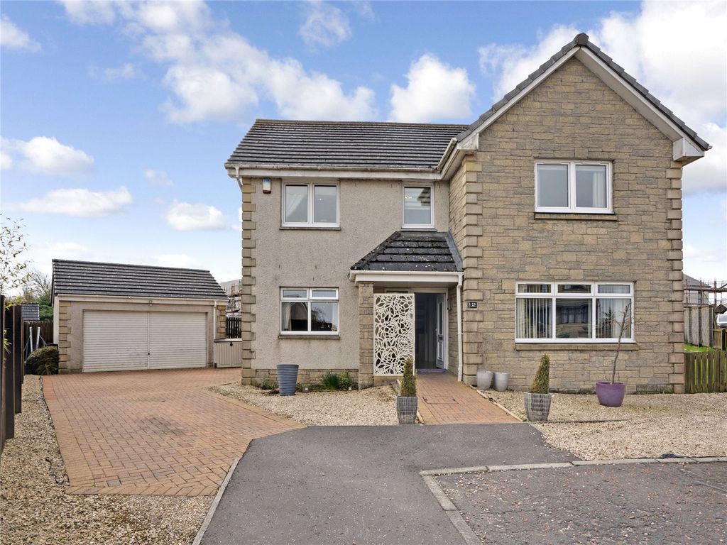 4 bed detached house for sale in Rashierigg Place, Longridge, Bathgate