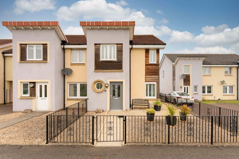 3 bed terraced house for sale in Trondheim Parkway West, Dunfermline