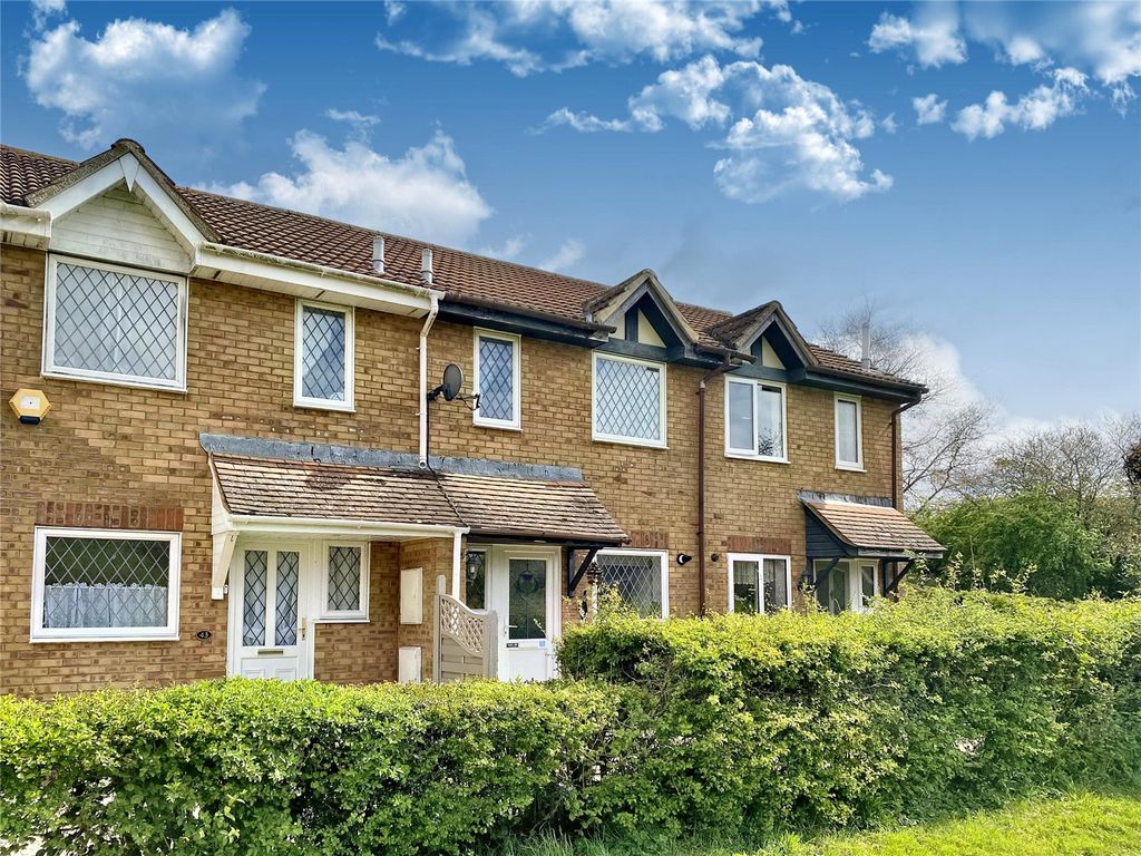 2 bed terraced house for sale in stonybeck close, westlea, swindon, wiltshire sn5