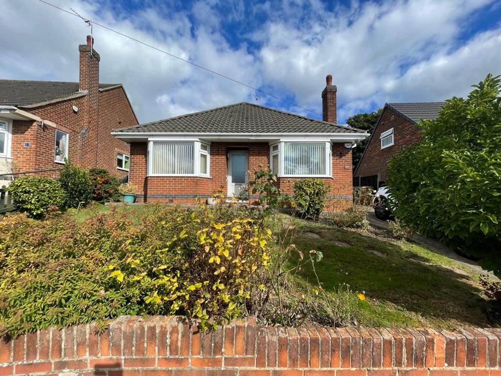 2 bed detached bungalow for sale in Woodfield Drive, Swadlincote DE11