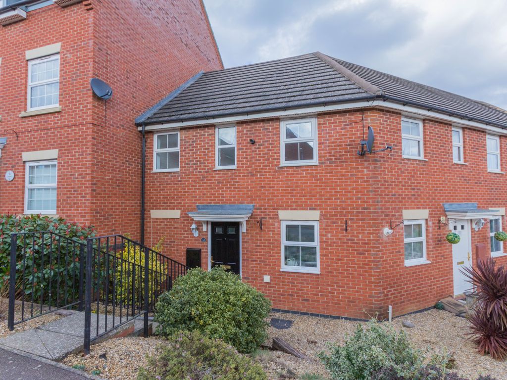 2 bed to rent in Presland Way, Irthlingborough
